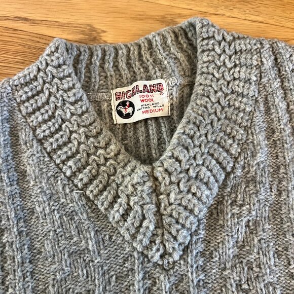 Vintage 70s Highland Knitting Mills Grey Wool Knit V-Neck Sweater - Med (FLAWS) - Picture 3 of 10